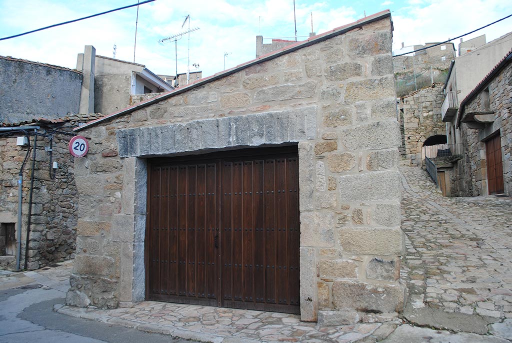 Garaje, Montero